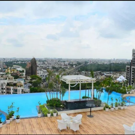 Pink Hotel Grand Anukampa-2